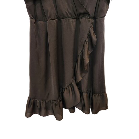 Torrid Mini Bubble Charmeuse Faux Wrap Dress Flutter Sleeves Party Black Size 2X - Picture 4 of 8